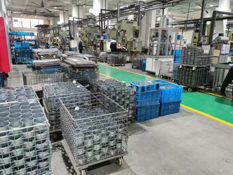 Guangzhou Fuheng Auto Parts Supply Chain Co., Ltd. linha de produção da fábrica