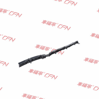 Modo de montagem do suporte da asa traseira DIREITA 1034832-00-D Preto de plástico X 15-21