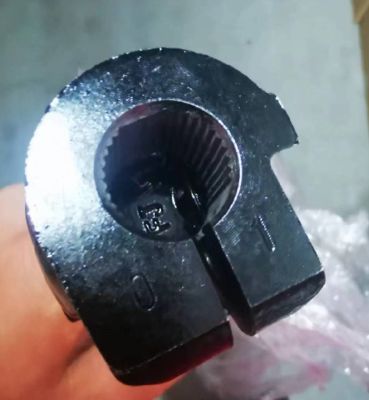 O modelo X da Tesla tem um eixo de direção inferior 1027826-00-A 2015-2021