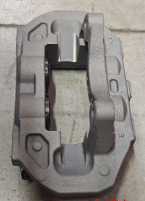 Para os veículos com motor de combustível, a velocidade máxima de travagem deve ser igual ou superior a 20 km/h.