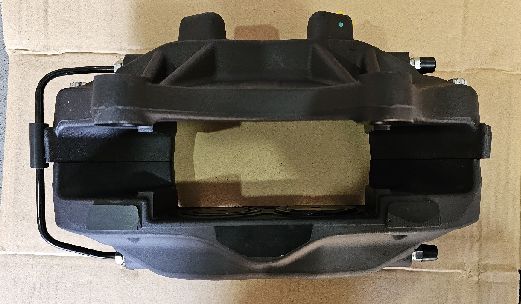 Para o motor de tração com uma velocidade máxima igual ou superior a 50 km/h, a velocidade máxima máxima de travagem deve ser de 20 km/h.