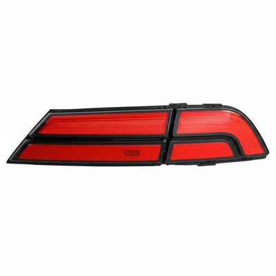 Lâmpada de travão traseira esquerda LED Combo Lâmpada traseira Assemblagem Xiao peng P7I Carro