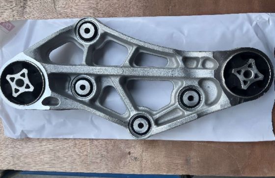 O modelo Tesla X Torque Reaction Arm 1500 N*m SDU-F 2015-2021