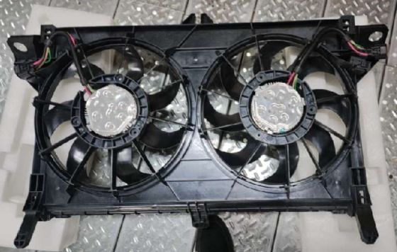 Conjunto do ventilador e defletor de resfriamento Tesla Model S/X 1754791-00-A 12V 3KG